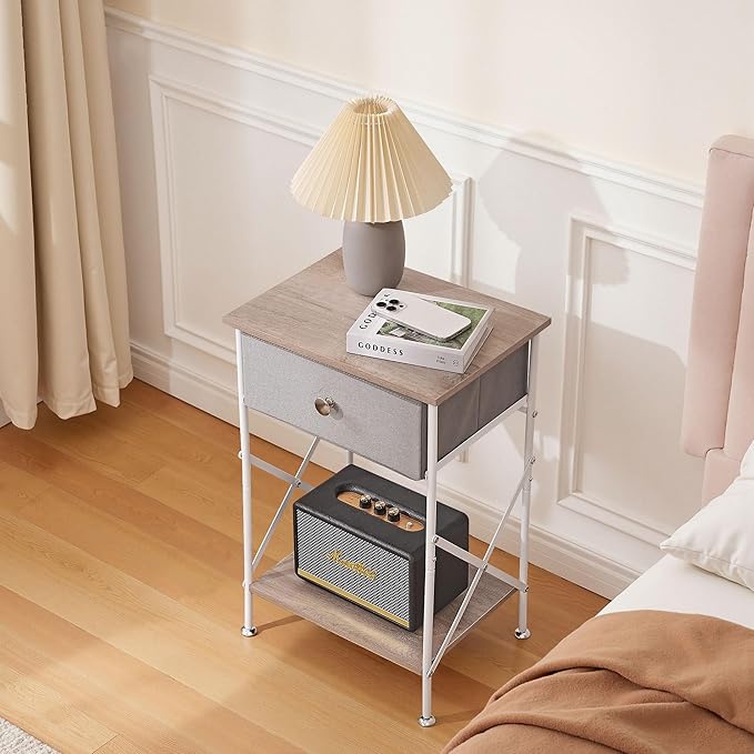 VECELO Night Stand Set of 2, Nightstand, Small End Table for Small Spaces, Wood Side Table for Living Room, Bedside Table with Drawer for Bedroom, Easy Assembly, Light Brown