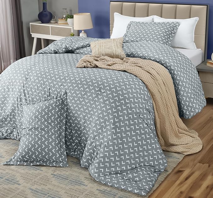 Queen Comforter Set 3 Piece Arrow White by Utopia Bedding Printed Comforters Queen Size Bedding Comforters Set Down Alternative Soft Bed Set 1 Comforter(88 x 88 inches) 2 Pillow Shams(20 x 26 inches)