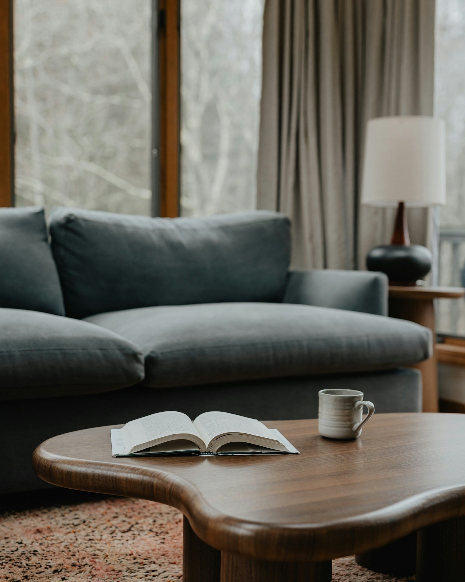 Elegant coffee tables for modern living rooms