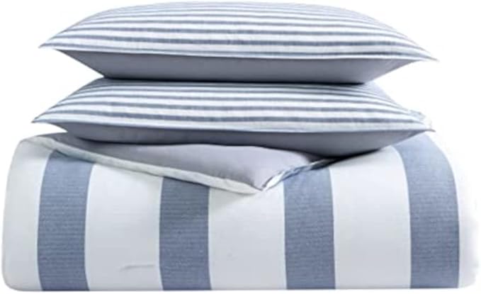 Nautica - Queen Comforter Set, Soft & Breathable Cotton Bedding with Medium Weight Feel, Reversible 3 Piece Bed Set with Matching Pillowcases (Fairwater Blue)