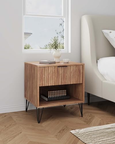 Manhattan Comfort Dumbo Fluted Nightstand with Drawer and Open Shelf, Gold Hairpin Legs and Metal Handle, Snap Tool-Free Assembly, Bedside Accent Table for Bedroom, Office, Living Room in Golden Brown