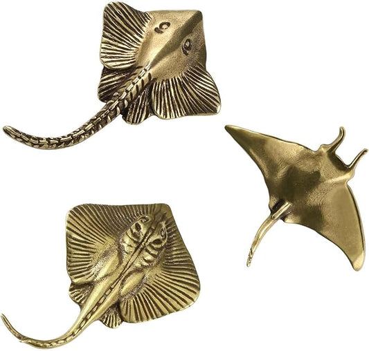 Brass Animal Figurines 3Pcs Gold Animal Figurines Manta Rays Statues Sculpture Solid Metal Ornament Mini Brass Decorative Objects for Home Office Garden Desktop Decor