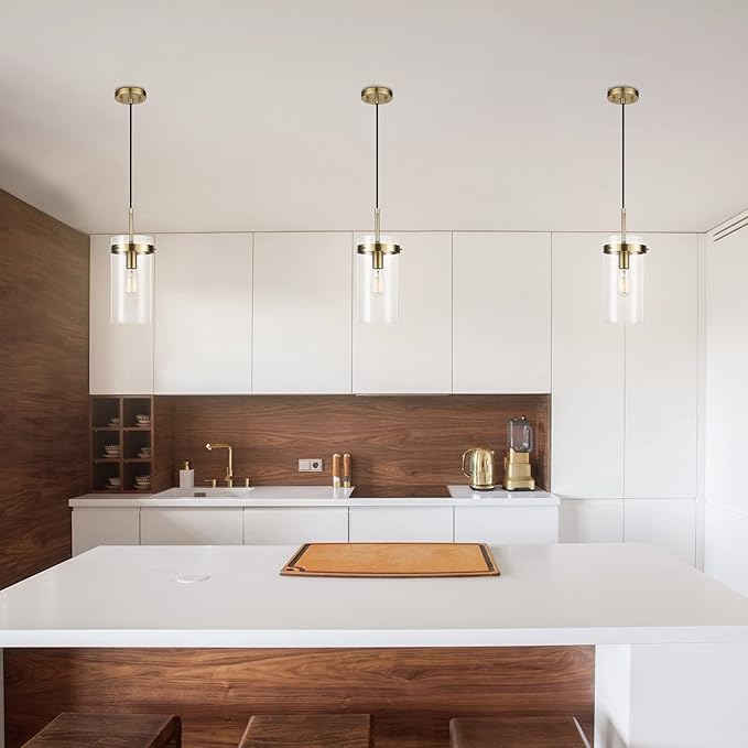 Globe Electric 61209 1-Light Pendant Light, Brass, Clear Glass Shade, Vintage Edison Incandescent Bulb Included, E26 Base Socket, Kitchen Island, Café, Decorative, Ceiling Hanging Light Fixture
