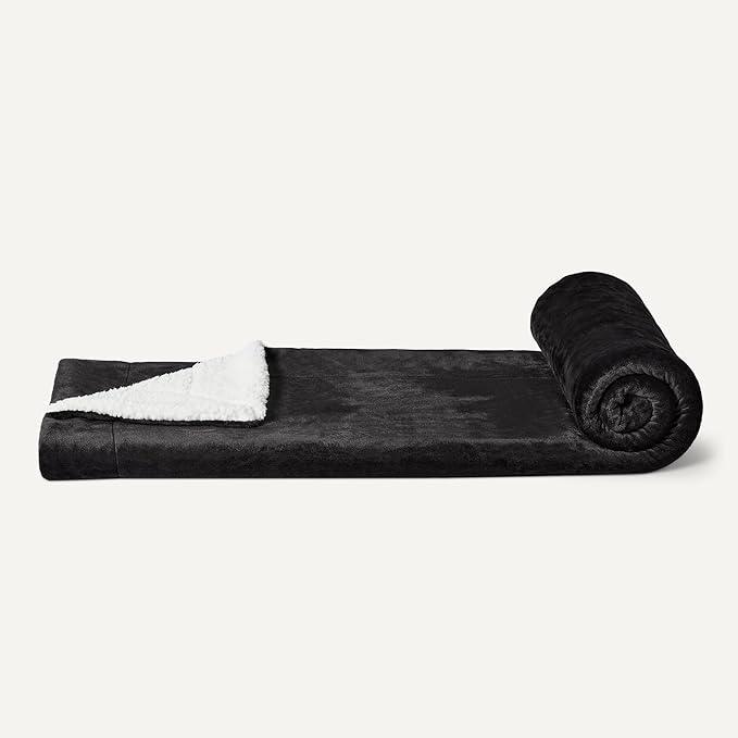 Amazon Basics Reversible Sherpa Throw Blanket, Warm, 50"x60", Black