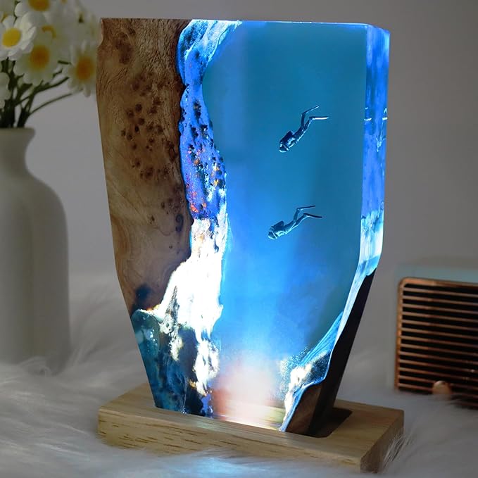 Shark Diver LED Ocean Night Light, Epoxy Resin Ocean Lamp, Deep Sea Diver Night Light, Office, Desk, Bathroom or Bedroom Decorative Night Light, Suitable for Holidays (2 Divers)