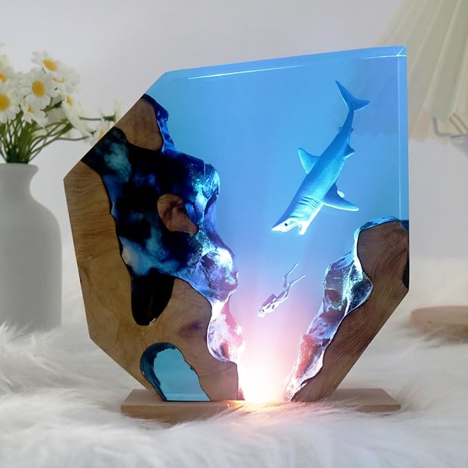Shark Diver LED Ocean Lamp, Epoxy Resin Decorative Night Light for Office, Desk, Bathroom or Bedroom, Suitable for Holidays (Shark&Diver)