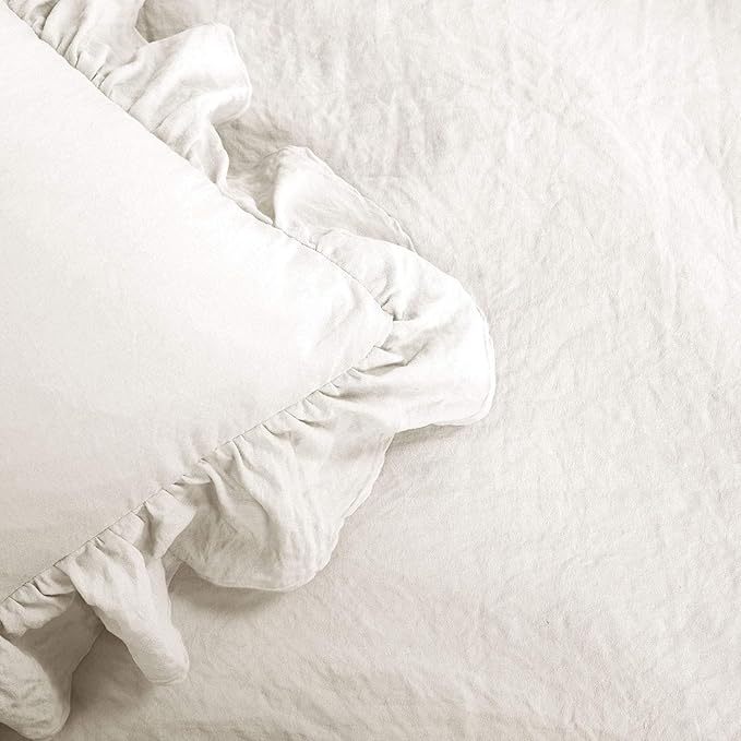 Lush Decor Reyna Ruffle Comforter Set - 3 Piece Cozy Ruffled Bedding Set - Timeless Elegance and Comfort for Bedroom - King, White