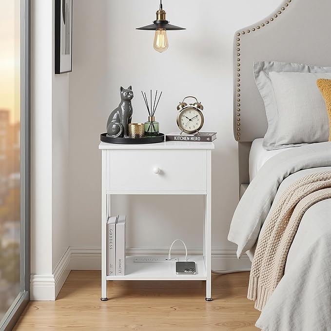 VECELO Nightstand Set of 2,End Tables with Charging Station,Bed Side Table with Open Shelf &USB Ports & Outlets,Small Dresser for Bedroom, Living Room,White