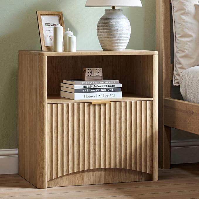 Evermagin Fluted Nightstand, Natural Oak Bedside Table with Drawer and Storage, Wood End Table Mid Century Modern, Large Night Stand for Bedroom