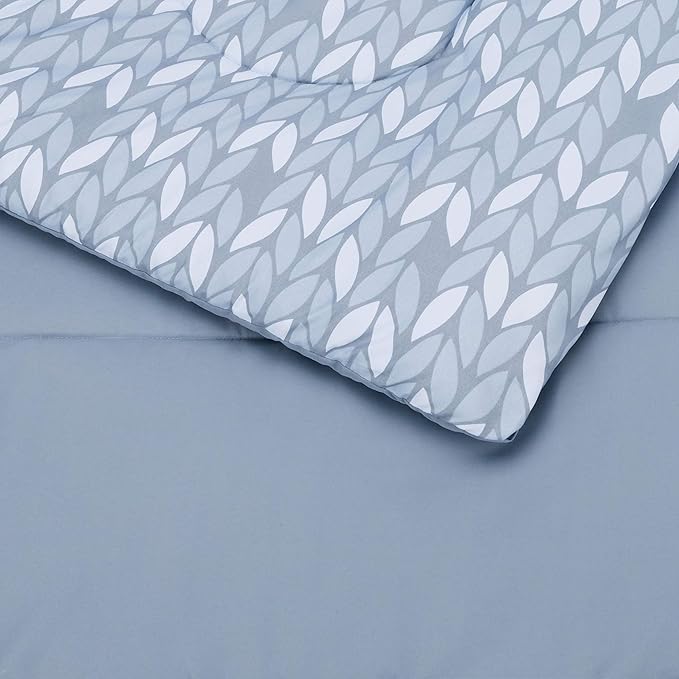 Amazon Basics Twin/Twin XL Comforter Bedding Set with Printed Sheets, 5-Piece, Gray Leaf, Lightweight Microfiber Bed-in-a-Bag, Machine Washable