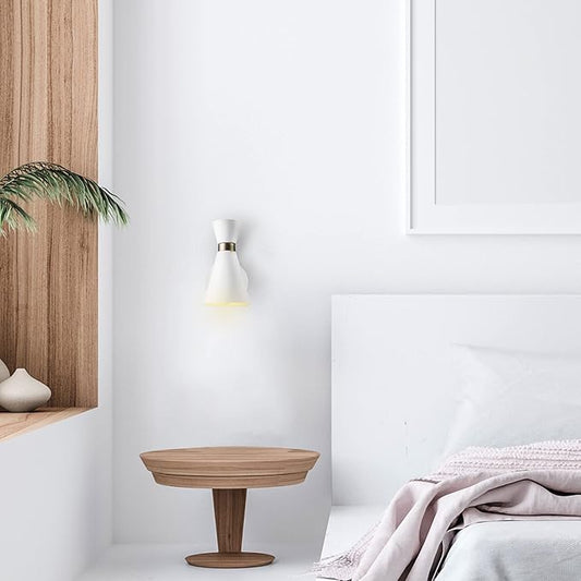 Globe Electric 65000030 1-Light Wall Sconce, White, Matte Brass Accent, Wall Lights for Living Room, Bedroom, Den, Mounted Bedside Lamp, Apartment Essentials, Dimmable, Light for Apartment and Rentals