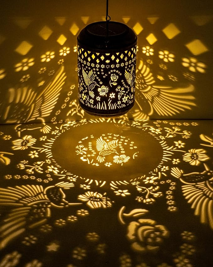 Christmas Outdoor Decor Solar Lanterns Hanging Waterproof, Hummingbird Garden Decor Xmas Gifts for Women Mom, Solar Lights Metal Fall Decoration Outside for Yard, Patio,Garden,Backyard,Porch