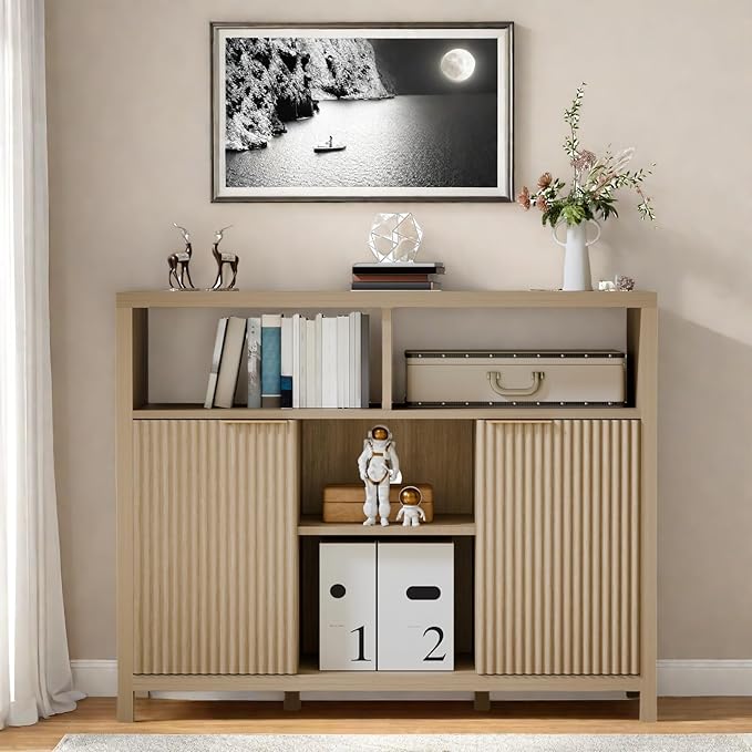 FONTOI Sideboard Buffet Cabinet, Thicken Wood Storage Cabinet with 4 Large Open Shelf, Farmhouse Credenzas with 2 Fluted Doors, Modern Accent Buffet Credenzas for Living Room, Entryway, Natural