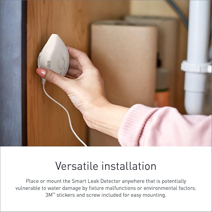 Moen Flo Smart Water Leak Detector, Drip or Flood Sensor Alarm for Home, 4-Pack, White, 920-004