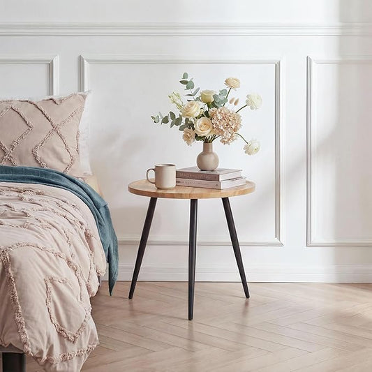 VECELO Modern Side Table, Round Small End Table, Exclusively Designed Hand-Crafted Small Nightstand, Solid Wood,Oak top with Black Metal Legsfor Bedrooms, Living Rooms and Home Office