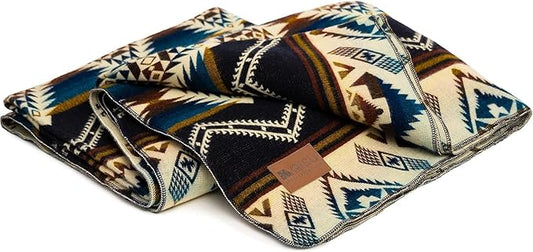 QISU Wool Blanket Throw | Large, Beautiful, Warm, Soft, Handmade in Ecuador by Local Artisans |94″ x 78″| Hypoallergenic, Breathable | Non-Itchy or Scratchy Fabric(Plate-Billed Mountain Toucan)