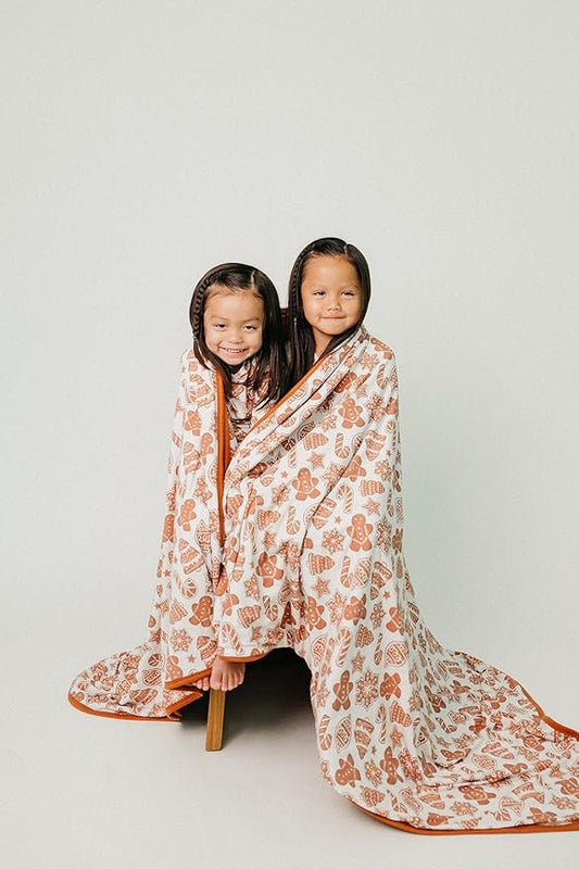 Copper Pearl Jumbo Premium Knit 3 Layer Stretchy Throw Blanket 'Gingerbread'