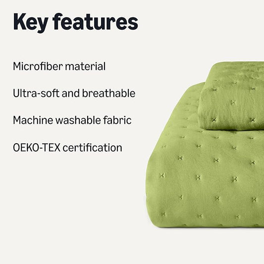 Amazon Basics Brushed Microfiber Quilt Set, Extra Soft with Natural Texture, 2-Piece, Twin/Twin XL, Green