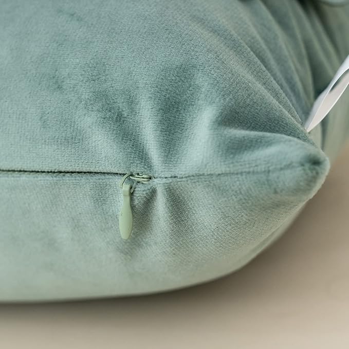 Alerfa 3D Flower Handmade Throw Pillow Cover Decorative Green Velvet Pillowcase Cushion Cover with Hidden Zipper for Couch Bed Living Room Home Decor 18 x 18 Inches