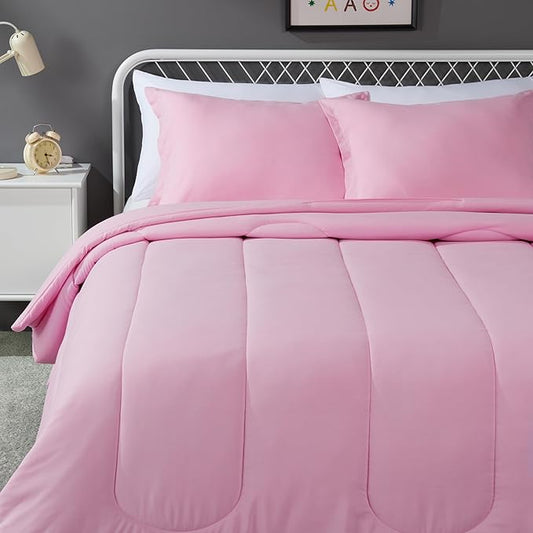 Amazon Basics 3-Piece Soft Microfiber Kid's Comforter and Pillow Sham Set, Full/Queen, Light Pink, Solid