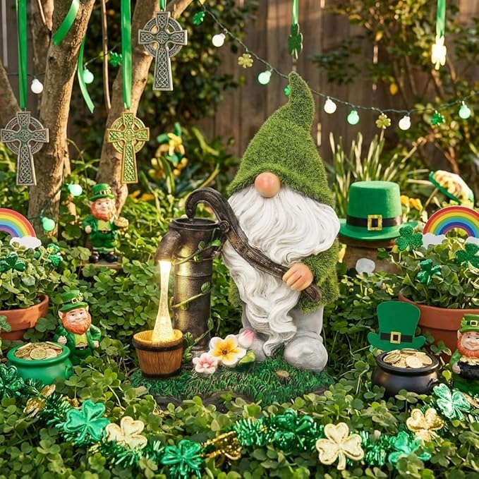 TERESA'S COLLECTIONS Garden Outdoor Decor, Garden Gnomes Decor with Solar Lights, St Patricks Decorations for Outdoor Decor, Waterproof Resin Decorations for Porch Patio, Gift for Dad and Mom, 10"