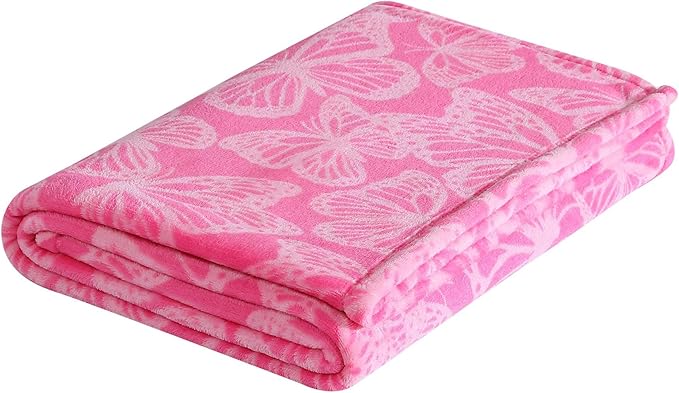 Betsey Johnson - Queen Bedding Set, Soft Comforter Set with Matching Pillowcases & Bonus Ultra-Soft Plush Throw Blanket, Lightweight Bed Set for Year-Round Use, 4 Piece Bed Set (Signature Hotel Pink)