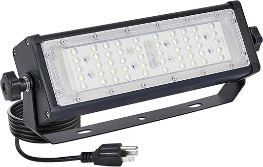 WERISE 50W Flood Light Outdoor IP66 Waterproof, 10000LM 200LM/W Super Bright LED Stadium Lights with Plug, 6000K Daylight White 100-277V Security Lighting for Yard Parking Lot