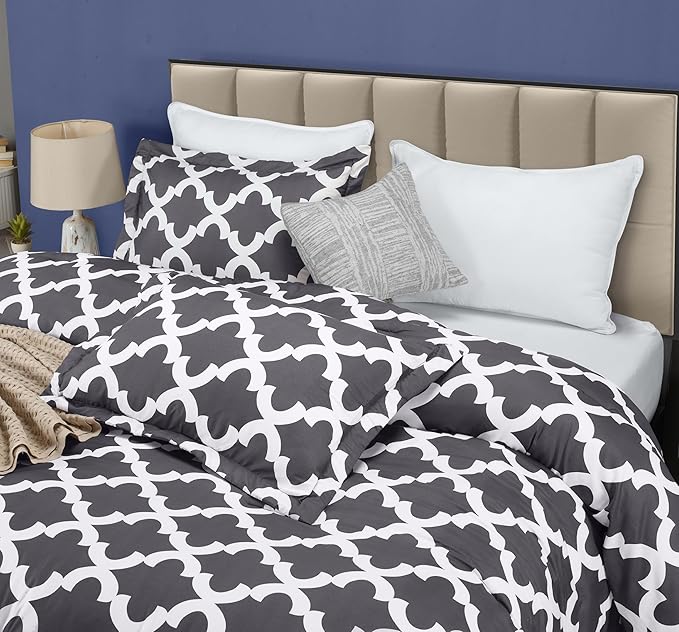 Queen Comforter Set 3 Piece Grey by Utopia Bedding, Printed Comforters Queen Size, Bedding Comforters Sets, Down Alternative Soft Bed Set, 1 Comforter (88 x 88 inches) 2 Pillow Shams (20 x 26 inches)