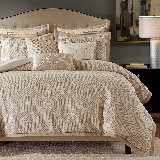 Madison Park Signature King Luxury Jacquard Comforter Set, Removable Duvet Cover with Insert, Oversized Overfilled Bedding, Hand-Guided Embroidered Texture Accents, Geometric Ivory, 9-Piece