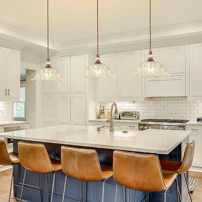1 Piece Vintage Chandelier Light Fixtures with Crystal Glass Shade, Antique Red Bronze Finish Pendant Light for Kitchen Island, Hanging Light Fixture for Dining Room, Hallway, Living Room, Bedroom