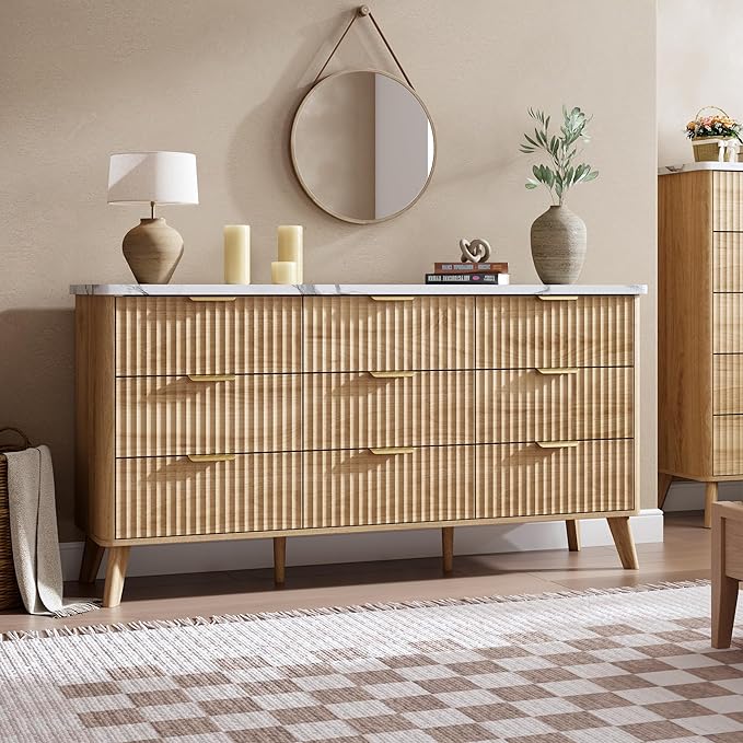 Garvee 9 Drawers Dresser for Bedroom, 60.6" Wide Dressers with Curved Profile Design, Fluted Wood Drawers with Gold Handle, Modern Chest of Dressers with Thickened Design for Living Room, Natural