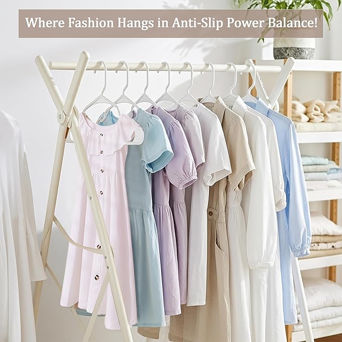 Utopia Home Clothes Hangers 20 Pack - Plastic Hangers Space Saving - Durable Coat Hanger with Shoulder Grooves (White)