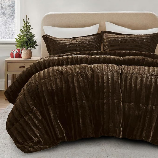Madison Park Duke Faux Fur Plush Bedding 3 Piece Comforter Set Super Soft and Cozy Warm, King/Cal King, Chocolate