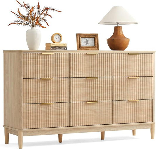 LINSY Fluted Dresser for Bedroom with 9 Drawers, Mid Century Modern Chest of Drawers with Gold Metal Handles, Wide Boho Wood Dressers, Large Farmhouse Storage Cabinet for Bedroom, Living Room, Oak