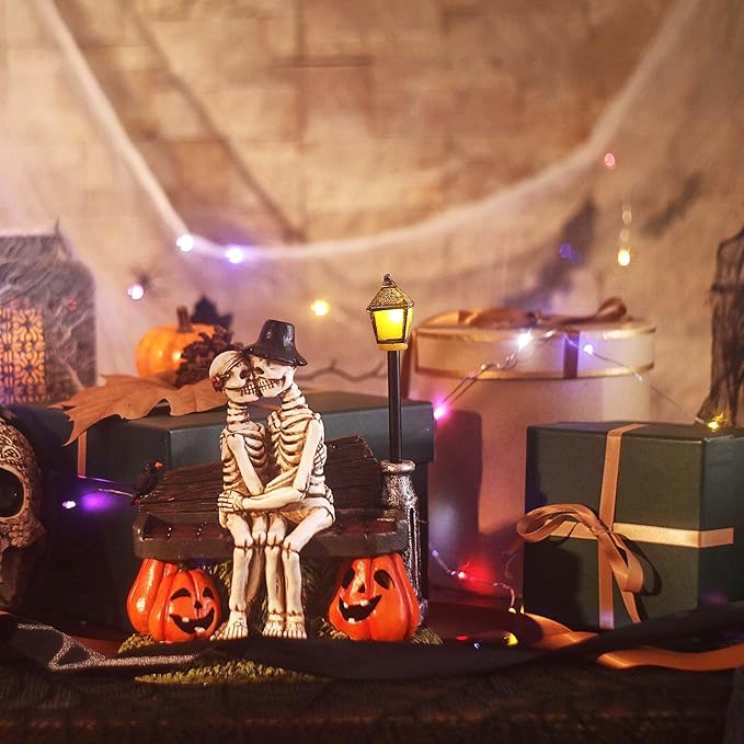 TERESA'S COLLECTIONS Halloween Decorations, Love Never Dies, Skeleton Decor, Couple Kissing Skeletons and Solar Light, Waterproof Resin Halloween Decor, Skeleton Gifts Indoor/Outdoor