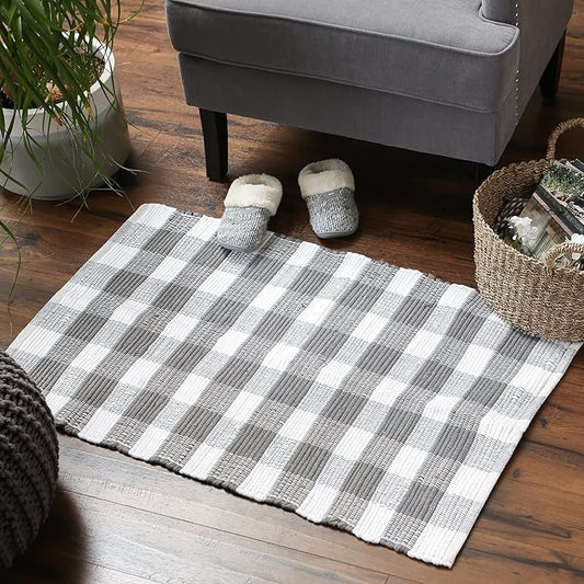 DII Buffalo Check Rug Collection, Hand Dyed Reversible Chindi Rug, 26x40, Gray