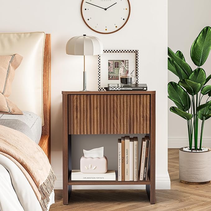 Fluted 1 Drawer Small Dresser for Bedroom, Mid Century Modern Nightstand with Drawers, Low Bedside Table with Drawers, End Table Short Storage, Living Room, Dorm -Walnut