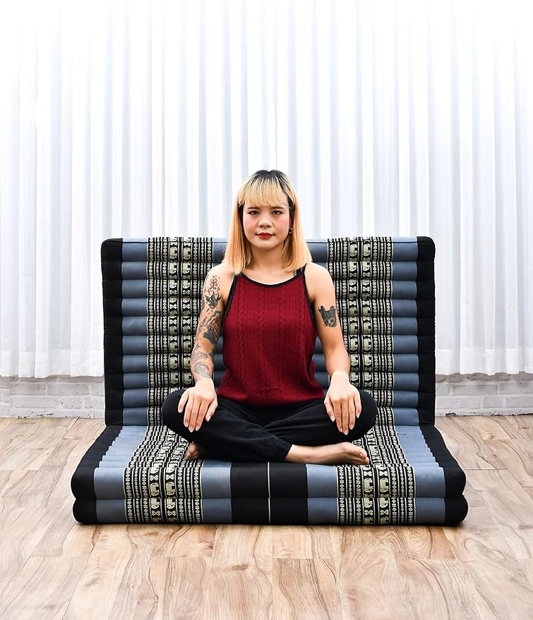 Leewadee Trifold Mattress XL – Comfortable Thai Massage Pad, Foldable Relaxation Floor Mattress Filled with Eco-Friendly Kapok, Perfect to Use as a Sleeping Mat 79 x 39 inches, Blue