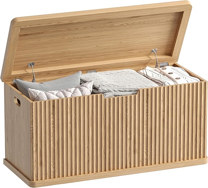 Fluted Storage Chest with 2 Safety Hinges, 37.4" Wooden Storage Trunk, Natural Entryway Bench, for Living Room, Bedroom, Curved Profile, Easy Assembly, Natural Oak