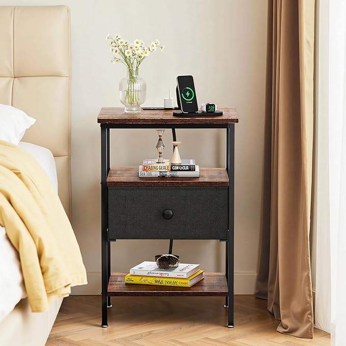 VECELO Bedside Tables Set of 2 with Charging Station,End Tables with Storage Shelf&Fabric Drawer,Bedside Tables for Bedroom,Living Room,Small Spaces,Brown
