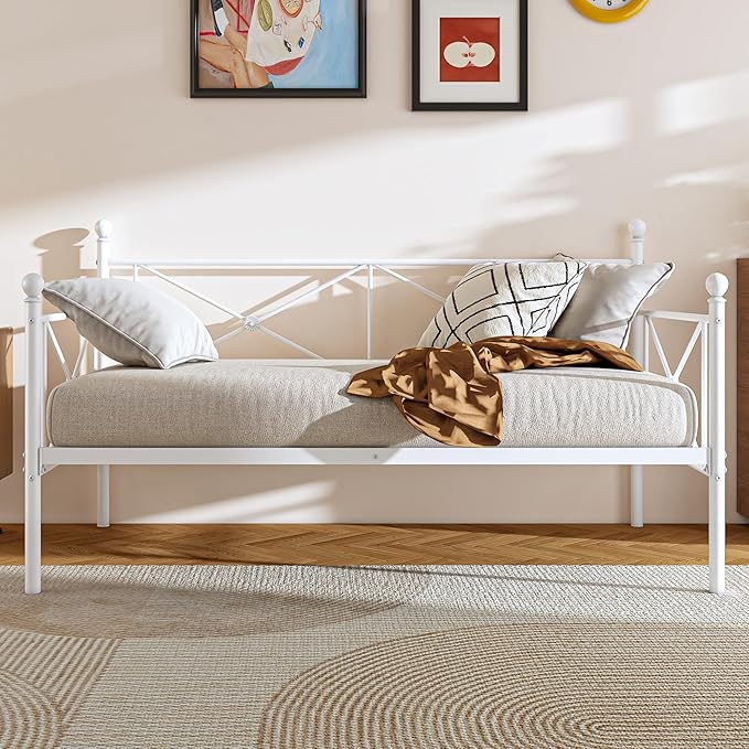 VECELO Daybed Twin Size, Day Bed Frame with Headboard, Heavy-Duty Metal Slats Support Platform for Living Room, Guest Room, Easy Assembly, White