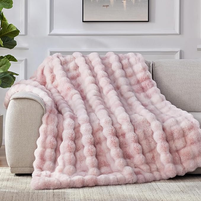 Faux Fur Throw Blanket, 1000GSM Fluffy Soft Bubble Blanket for Couch Bed, Cozy Plush Warm and Thick Blanket, Fuzzy Rabbit Throw for Living Room Bedroom 90''*104'' Pink