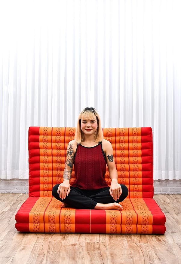 Leewadee Trifold Mattress XL – Comfortable Thai Massage Pad, Foldable Relaxation Floor Mattress Filled with Kapok, Perfect to Use as a Sleeping Mat 79 x 39 inches, Orange Red