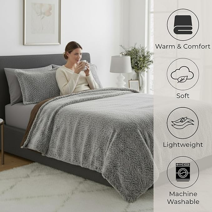 Lavish Home King Size Comforter Set - 3-Piece Mink-Style Faux Fur Blanket and 2 Shams - Cozy Machine-Washable King Bedding Set (Grey/Chocolate/Black)
