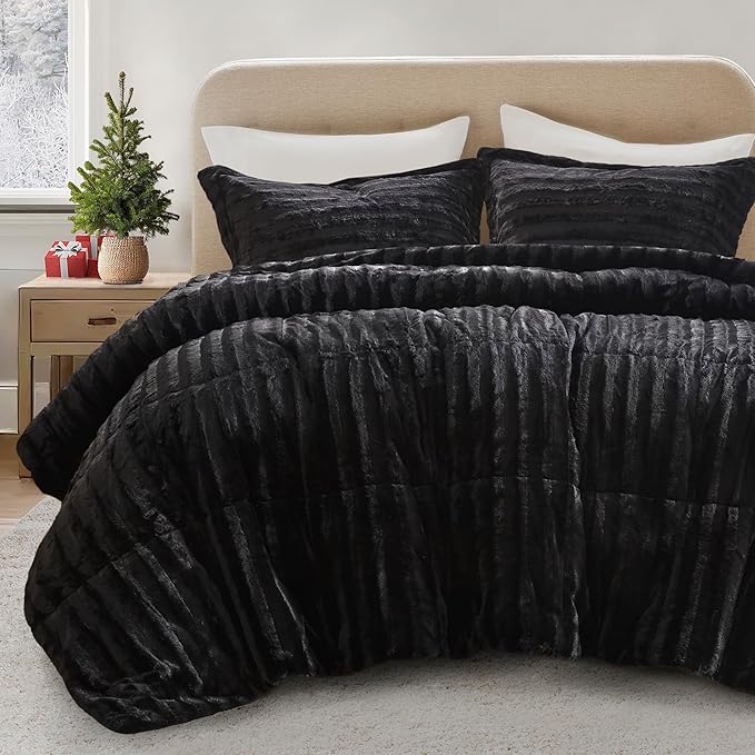 Madison Park Duke Luxe Faux Fur Reversible Comforter Set, Soft Plush Reverse, Modern Down Alternative Filling Cozy Bedding, Box Quilted Warm Cover, Matching Shams, Full/Queen, Black 3 Piece