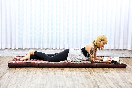 Leewadee Trifold Mattress Standard – Comfortable Thai Massage Pad, Foldable Floor Mattress Filled with Eco-Friendly Kapok, Perfect to Use as a Sleeping Mat 79 x 28 inches, Brown red