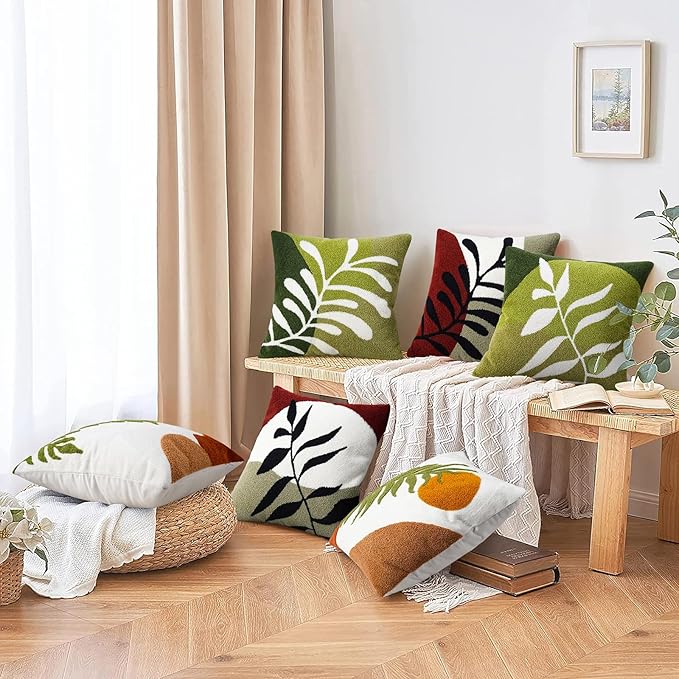 Merrycolor Boho Decorative Throw Pillow Covers 18x18 Tufted Green Decorative Pillows Covers Leaf Mid Century Modern Throw Pillows for Bed Couch Sofa Living Room 1PC （Green and Red ）