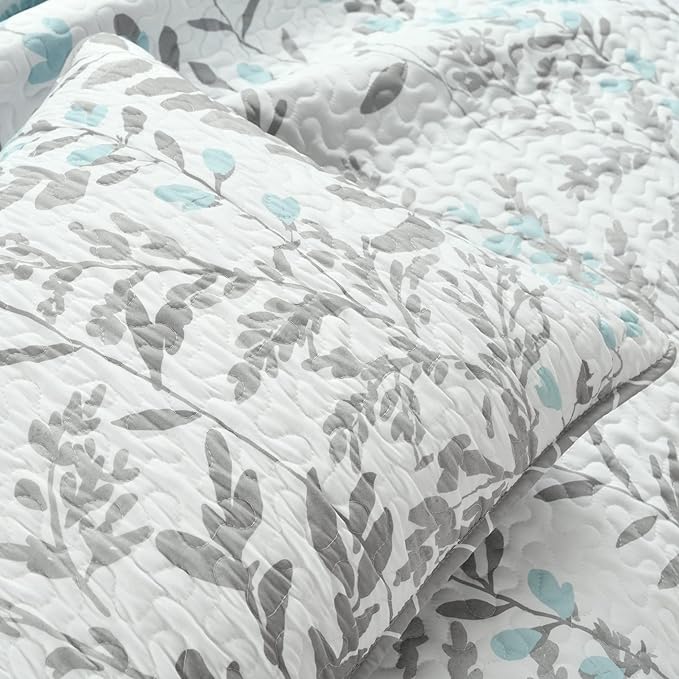 Lush Decor Aprile Reversible Floral Quilt King Size 3 Piece Set King, Blue & Gray - Bedding Set - Floral Quilt - Cottage Bedroom Décor