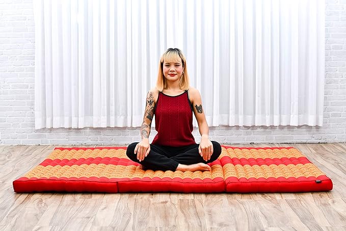 Leewadee Trifold Mattress XL – Comfortable Thai Massage Pad, Foldable Relaxation Floor Mattress Filled with Kapok, Perfect to Use as a Sleeping Mat 79 x 39 inches, Orange Red