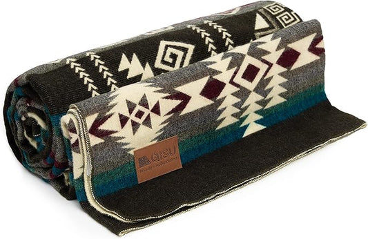 QISU Wool Blanket Throw | Large, Beautiful, Warm, Handmade in Ecuador by Local Artisans |94″ x 78″|Ultra-Soft, Hypoallergenic & Breathable | Non-Itchy or Scratchy Fabric (Jacamars Green)
